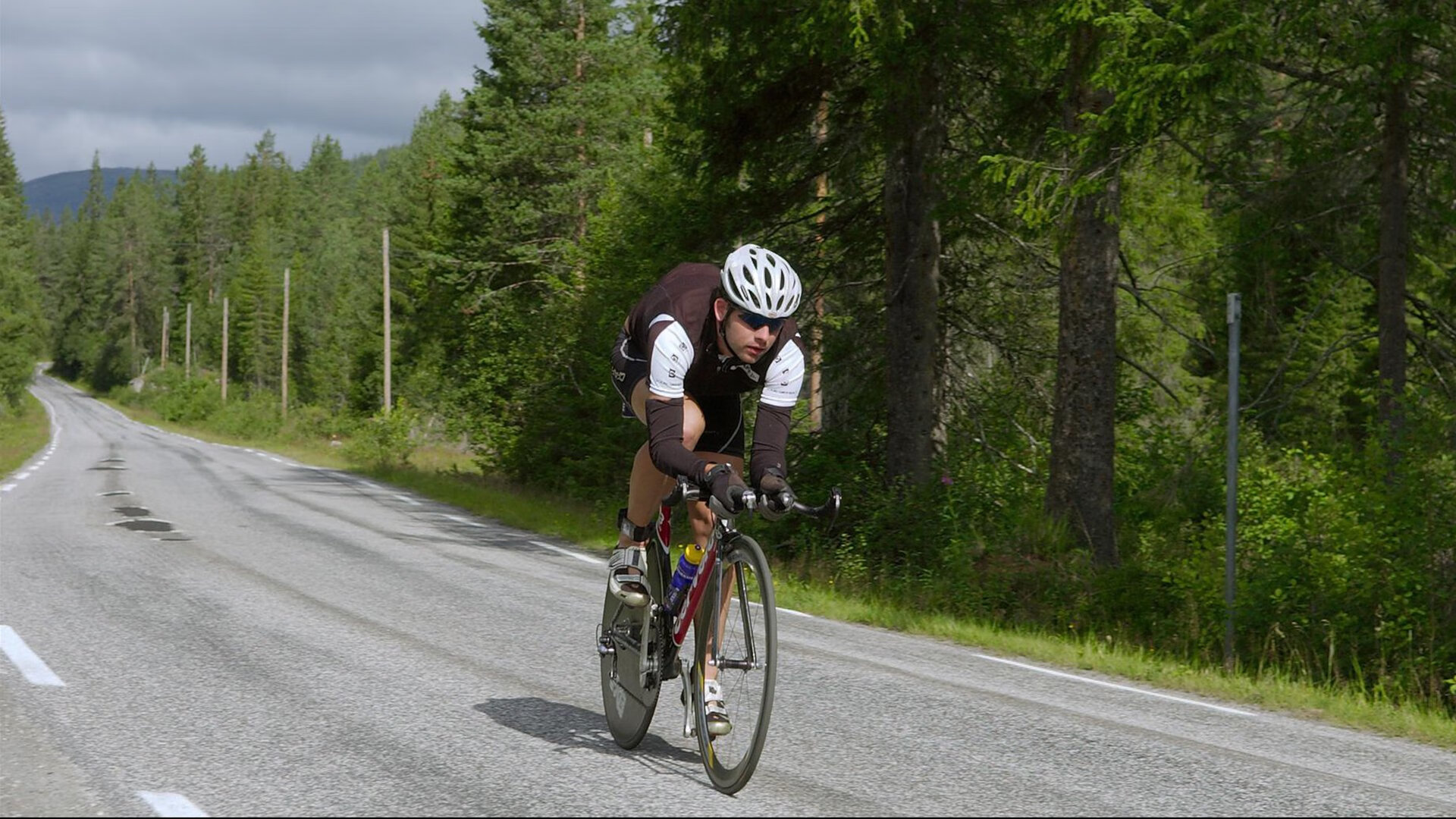 《守望先锋全球锦标赛,队伍战术博弈精彩纷呈》,守望先锋锦标赛赛制